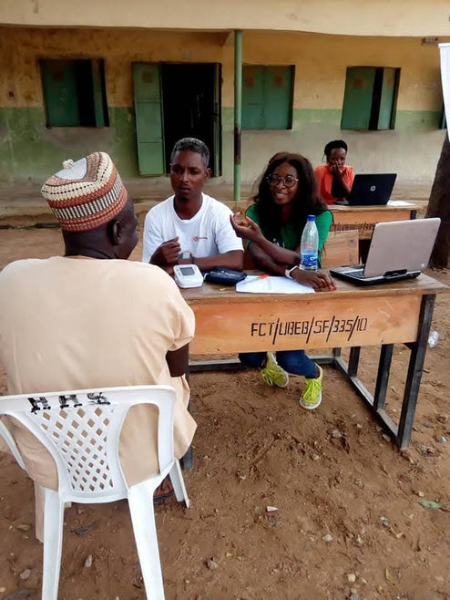 Aidez Celade à lancer une clinique mobile pour les villages isolés du Nigeria (NOUVELLES IMAGES DEMANDÉES)