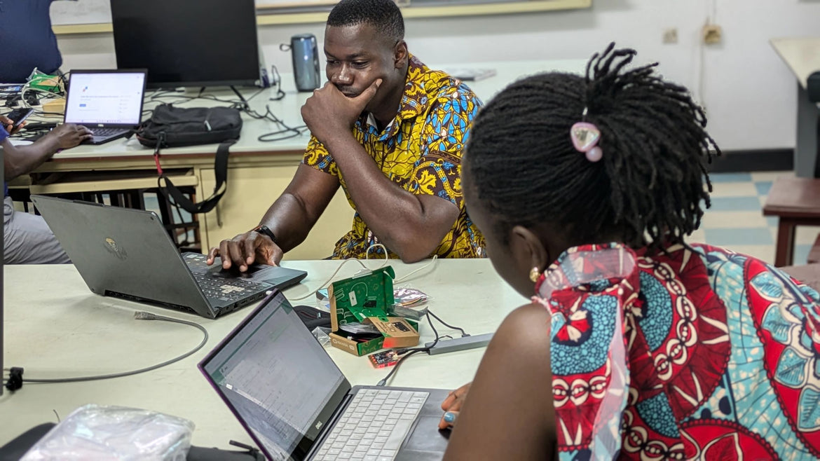 Ajude a Bountiful STEM Educational Foundation a equipar crianças carenciadas para um mundo orientado para a tecnologia