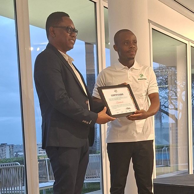 Donate to PEGADAVERDE: Creating Jobs and Reducing Waste in Mozambique