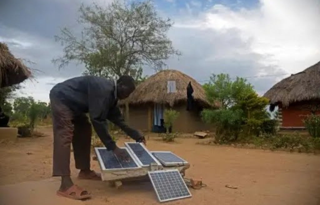 Donate to Fornitrix: Light Up 300 Rural Homes with Solar Power